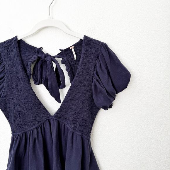 [Free People] Blue Charlotte V-Neck Smocked Open Back Top Puff Sleeves Sz Small - Picture 5 of 11
